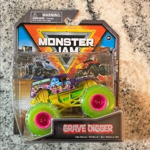 Grave Digger candy truck - Green and Pink